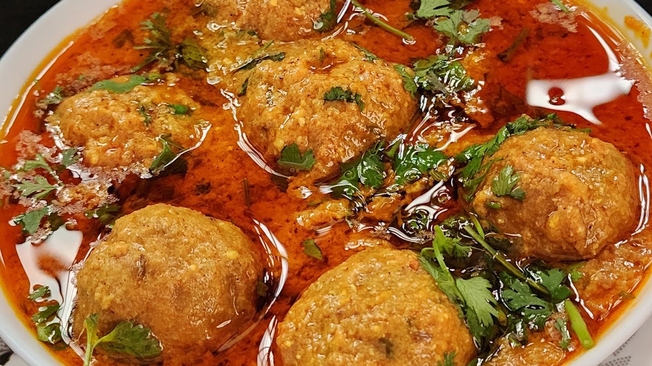Lajawab Kofte Ka Salan banane ka asan recipe || meat balls recipe 😋