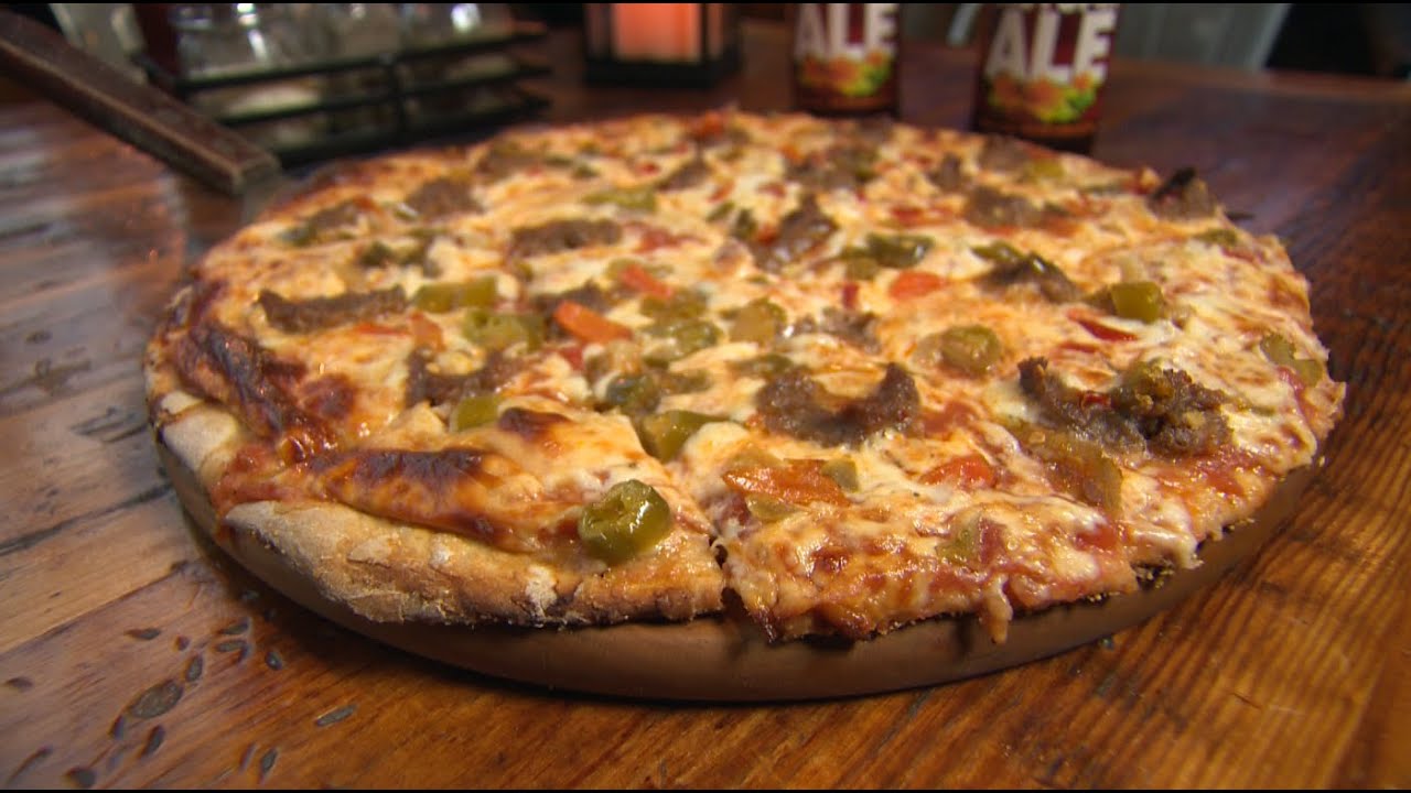 Лучшая пицца в Чикаго: Paladino’s Pizza House 1647