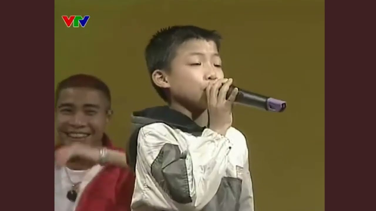 В поисках мальчика, который пел музыку для взрослых на старом | Отборная комедия