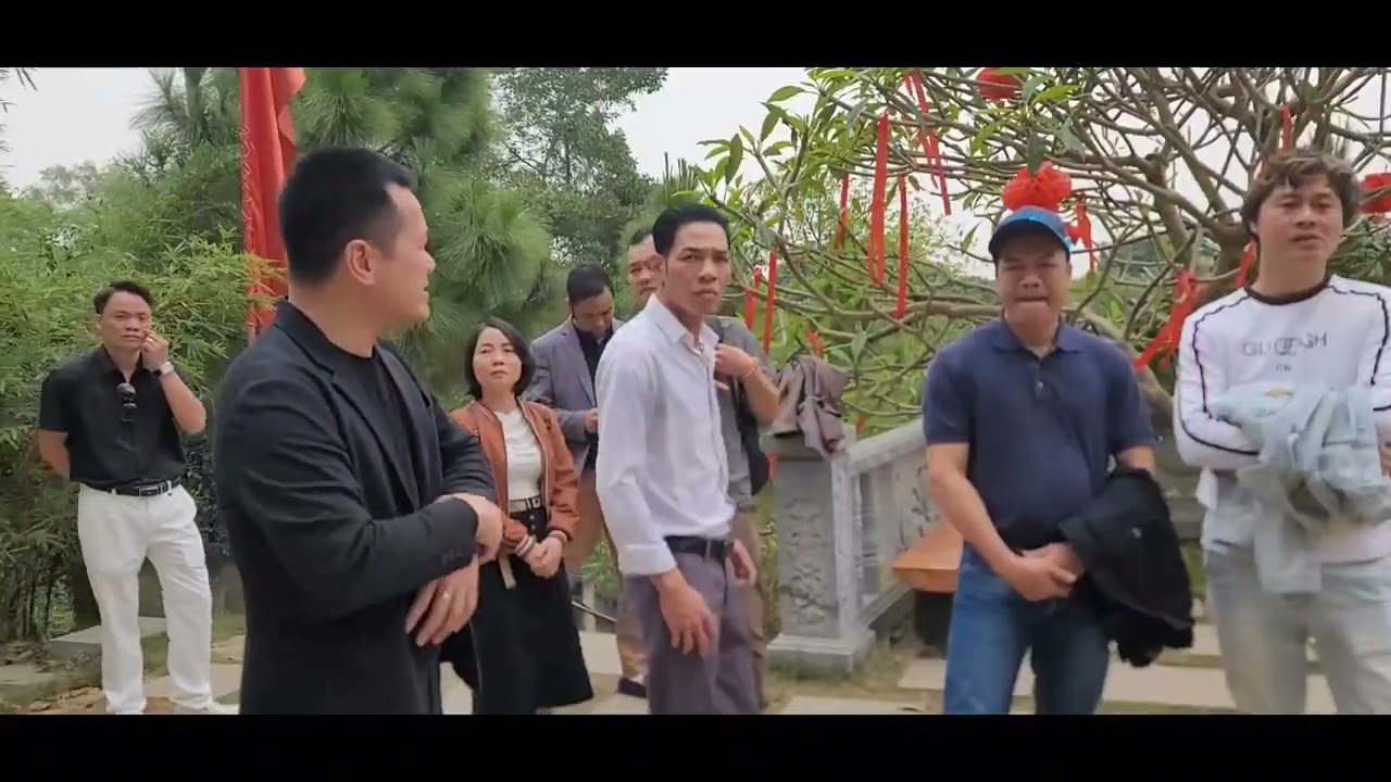 HỘI XÂY DỰNG 1982 ĐI DU XUÂN ĐẦU NĂM TAI HẢI DƯƠNG