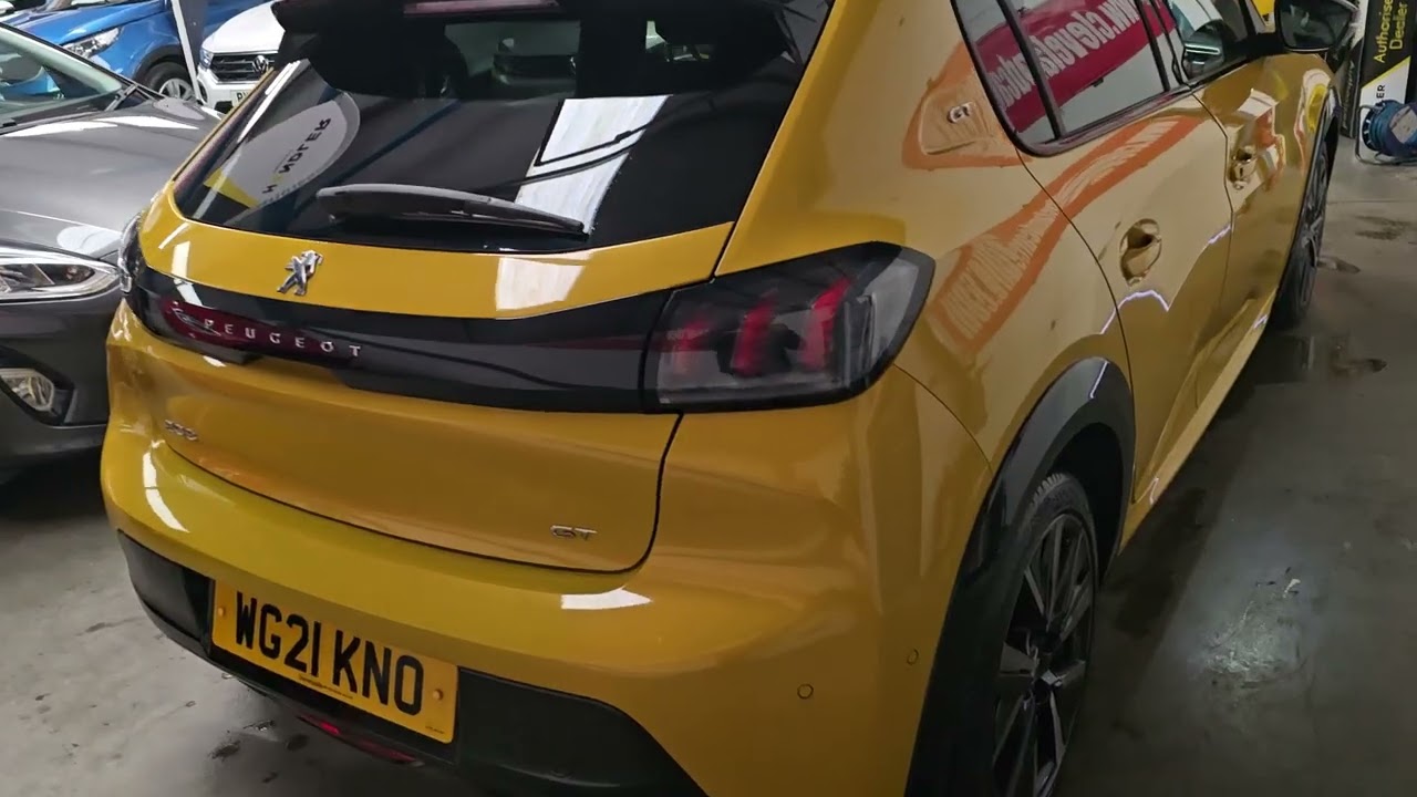 2021 Peugeot 208 GT premium 