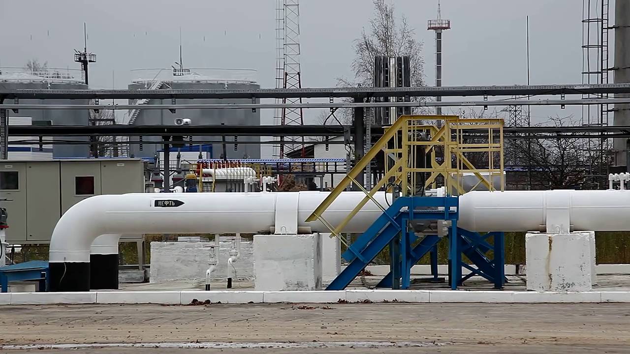 Ложка серы в бочке нефти