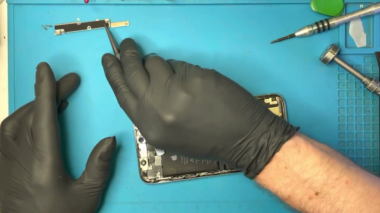iPhone Xs wymiana Lcd oled - tel po przejściach