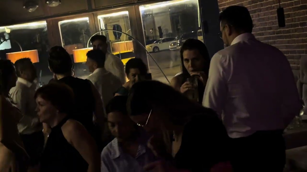 Wedding DJ – sunet, lumini si distracție totală la evenimentul tău!