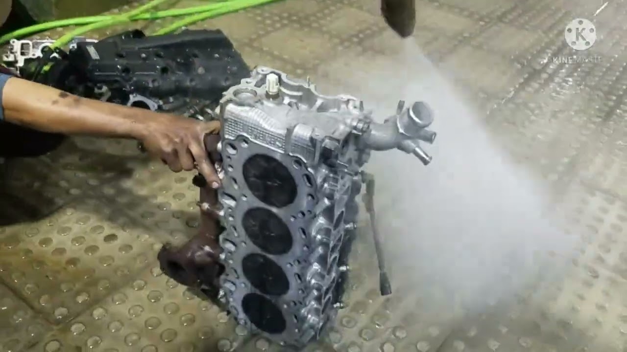 Toyota Dyna. 1KD Engine Overholling | Ruhul Automobiles Servicing Center