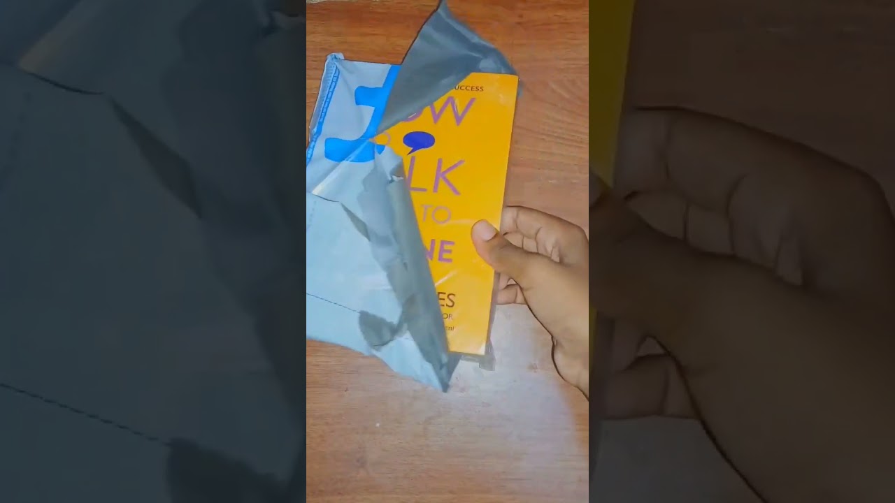 unboxing a book i bought from flipkart | how to talk to anyone by leil lowndes