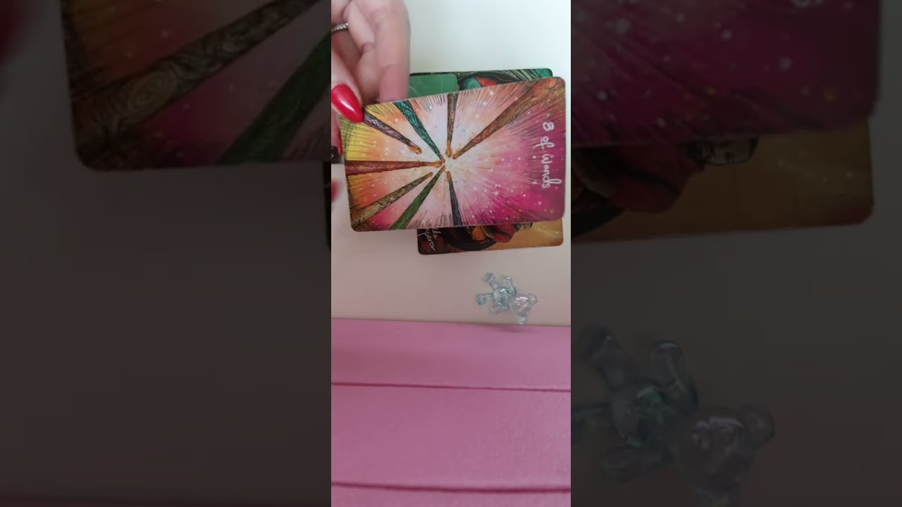العلاقات الصعبة ماهو شعوره نحوك هل ممكن ان يعيش بدونك وأغنية لك ،القراءات المجانية بآخر الفيديو
