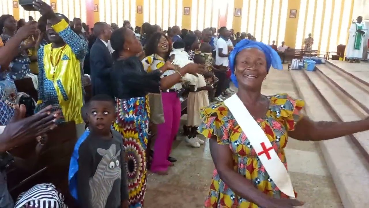 INKI YA MONO TA PESA NA NZAMBI CHORALE SACRÉ CŒUR  CHAPELLE St JOSEPH BANDUNDUVILLE +23812086300