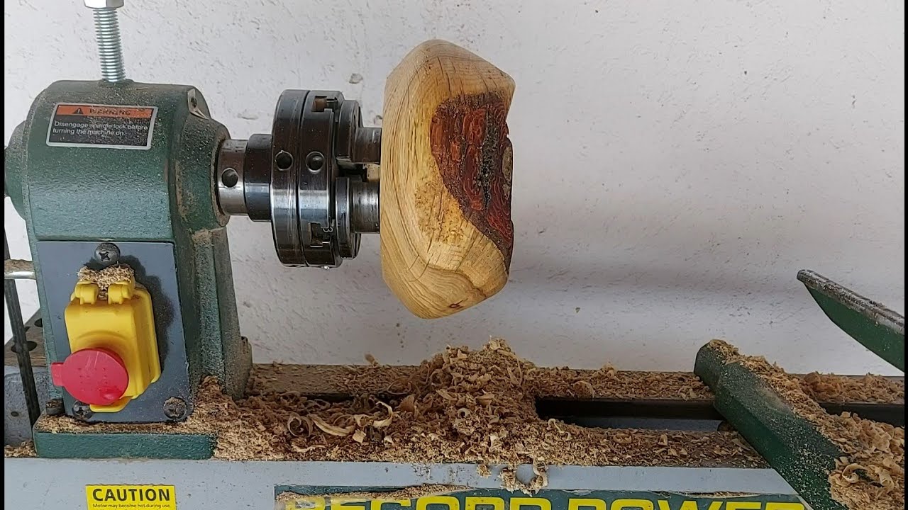Turning a bowl with Record Power DML305