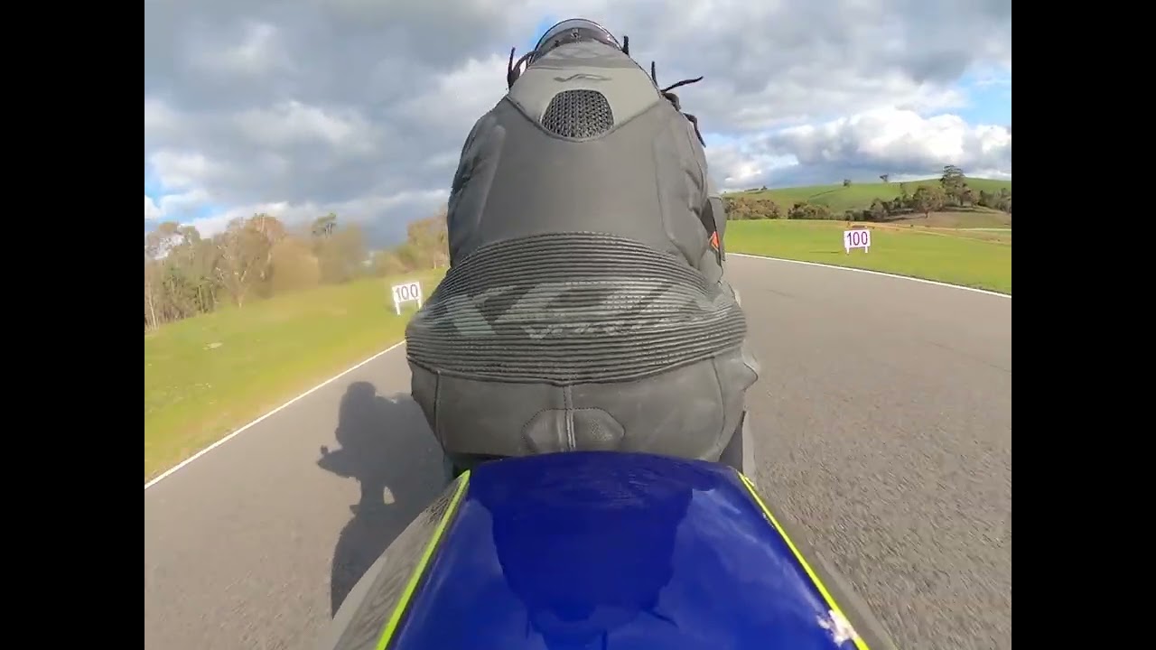 Broadford Track Day: 13/09/2025 - Red Group (Session 7) / Yamaha R6