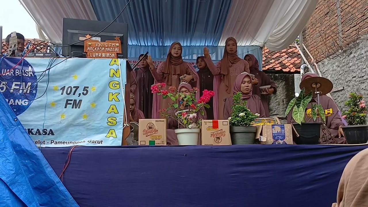 EL-MAHMUD perdana tampil di pantai santolo