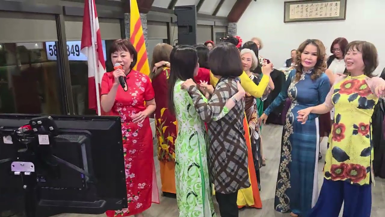 Câu Chuyện Đầu Năm, cô Thu 