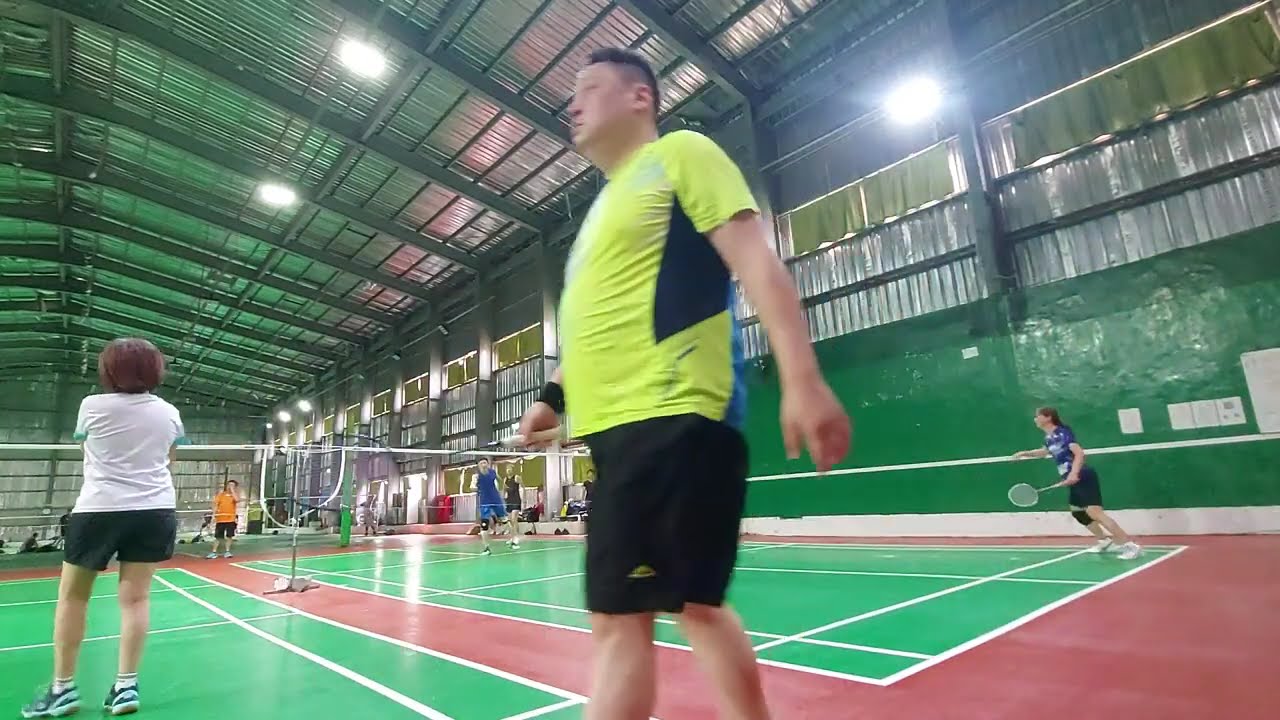 20260227豐盛羽球隊-小甄姐與我 VS 淑秋姐與慶模哥
