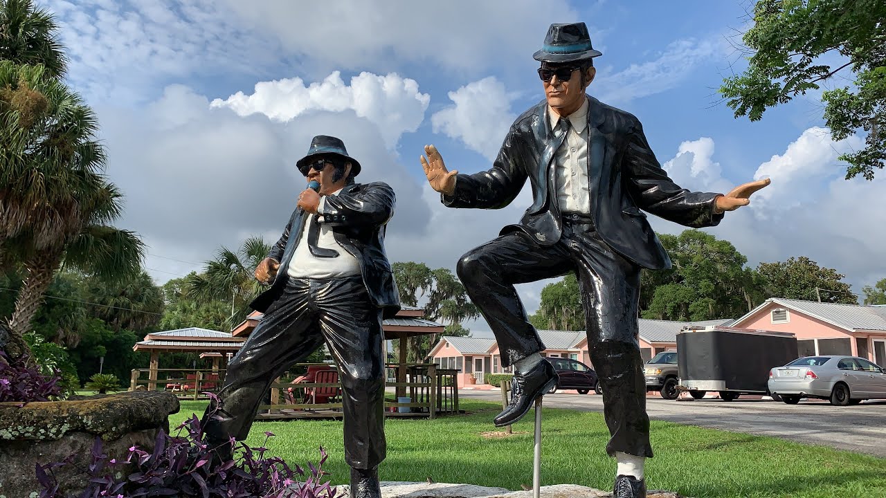 Florida Roadside Attractions & Abandoned Places Along US Highway 41 - Dunnellon & Rainbow River