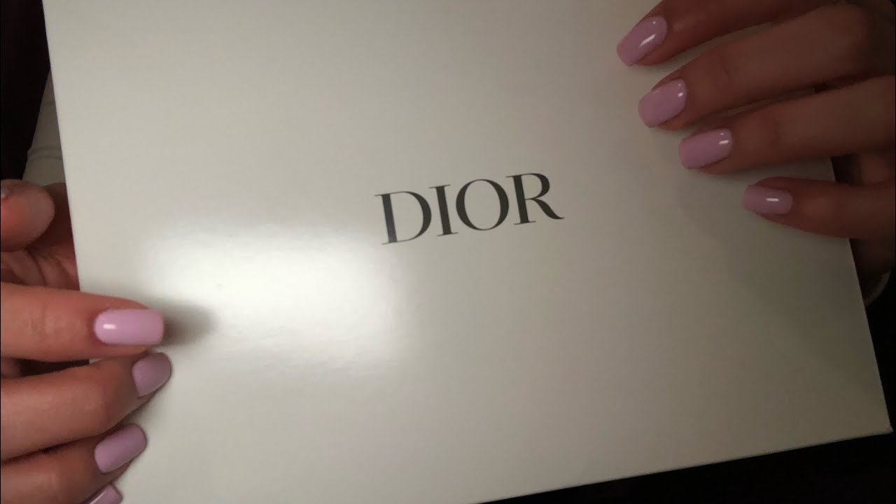 ASMR - agressive and fast- tapping only - no talking (dior makeup unboxing) 💖✨