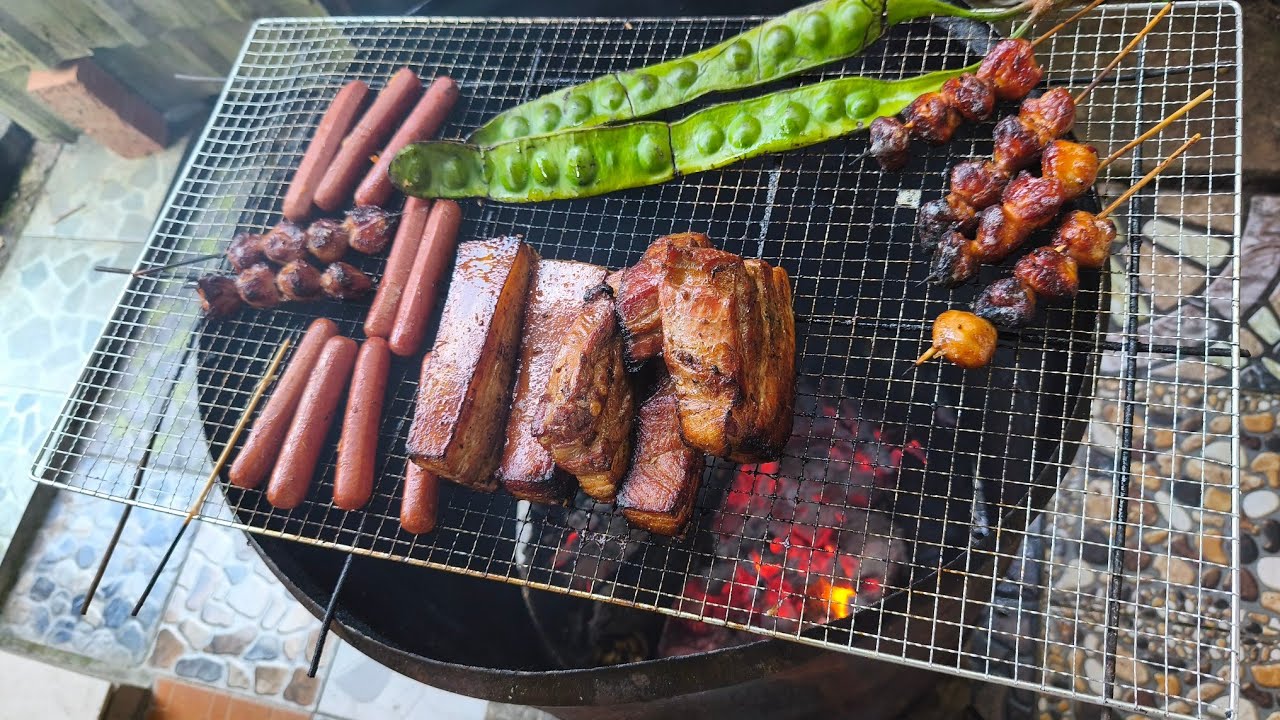 Aktiviti hujung minggu spend time bersama keluarga kecil ku.bbq saja.awal makan 👍🙏😇