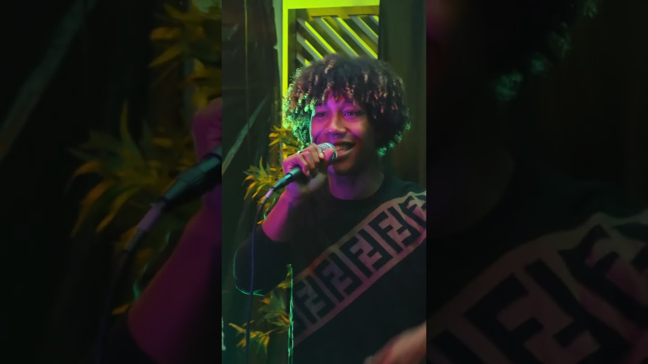 Jhalil Walters - Paris (Live)
