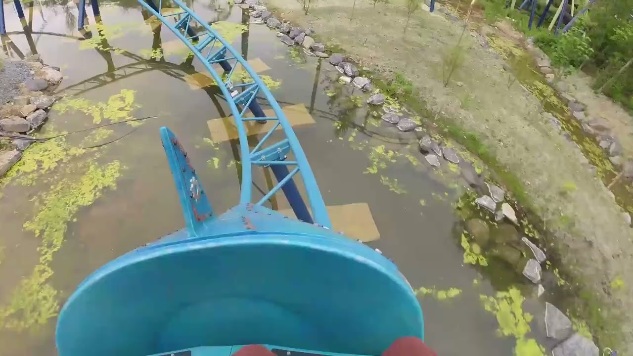 on ride Mecalodon first row