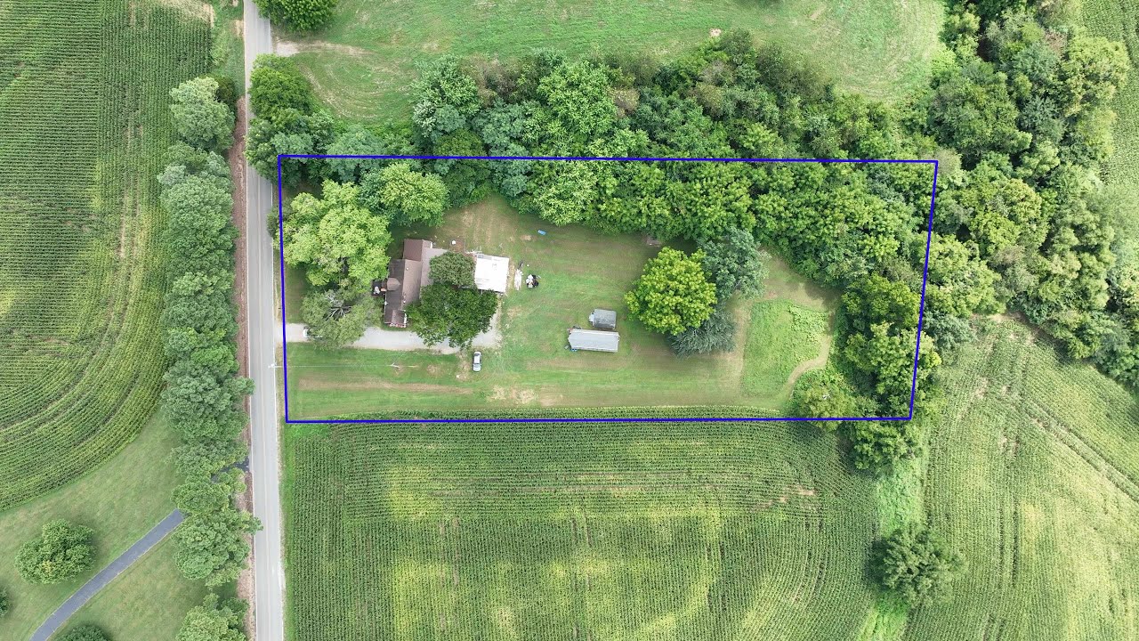 686 Clearview Rd Cottontown TN 37048