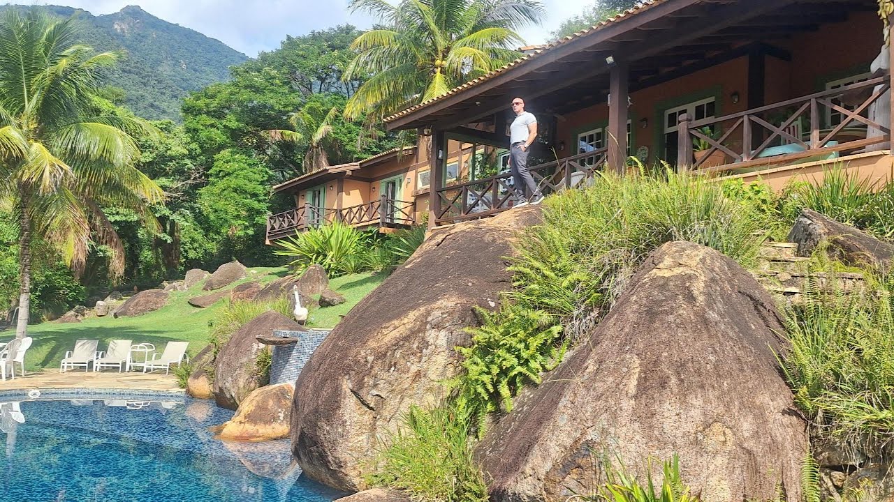 Casa em Ilhabela-SP.Venda.Vista para o Mar.R$ 3.950.000,00. #ilhabelasp  #imobiliária