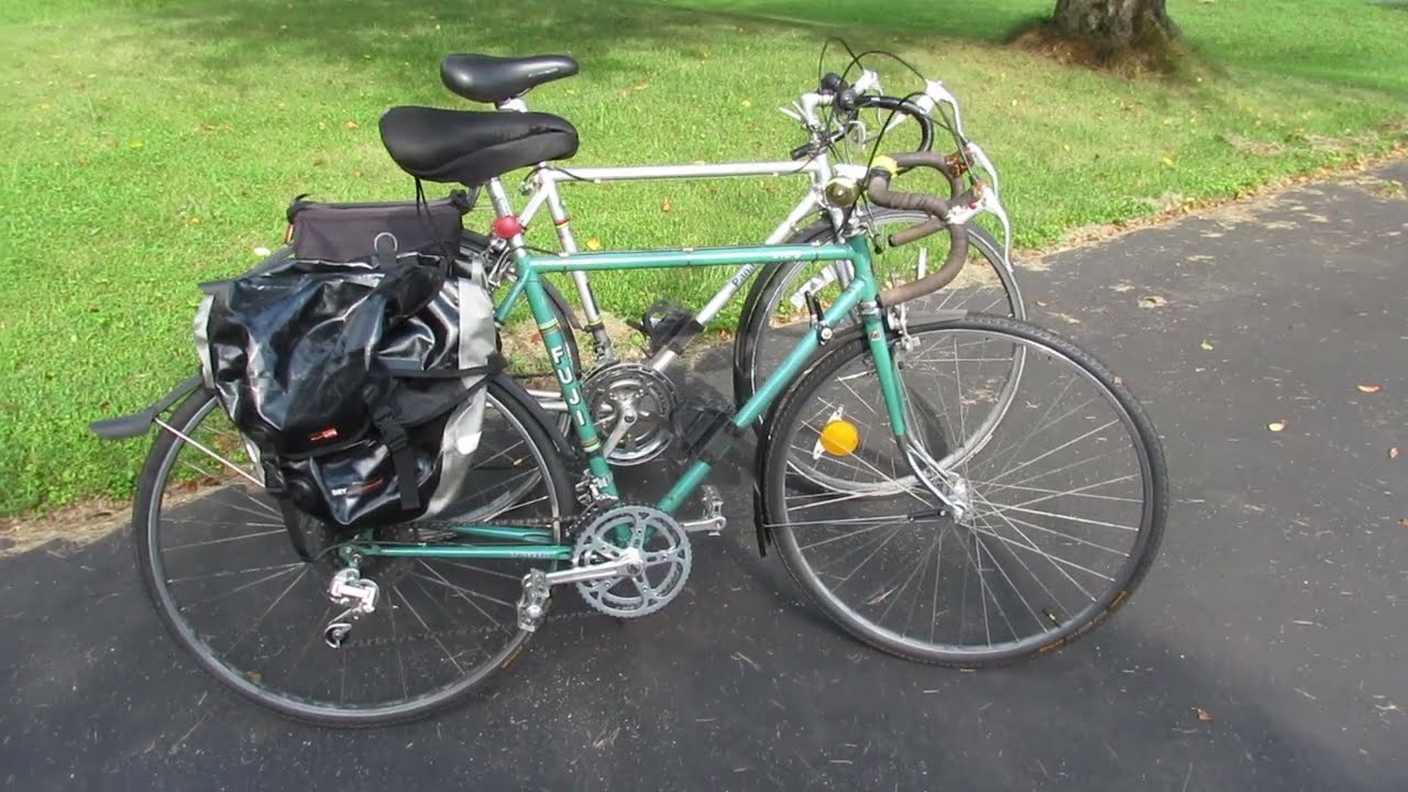 A little geometric comparison between my Fuji and Panasonic road bikes