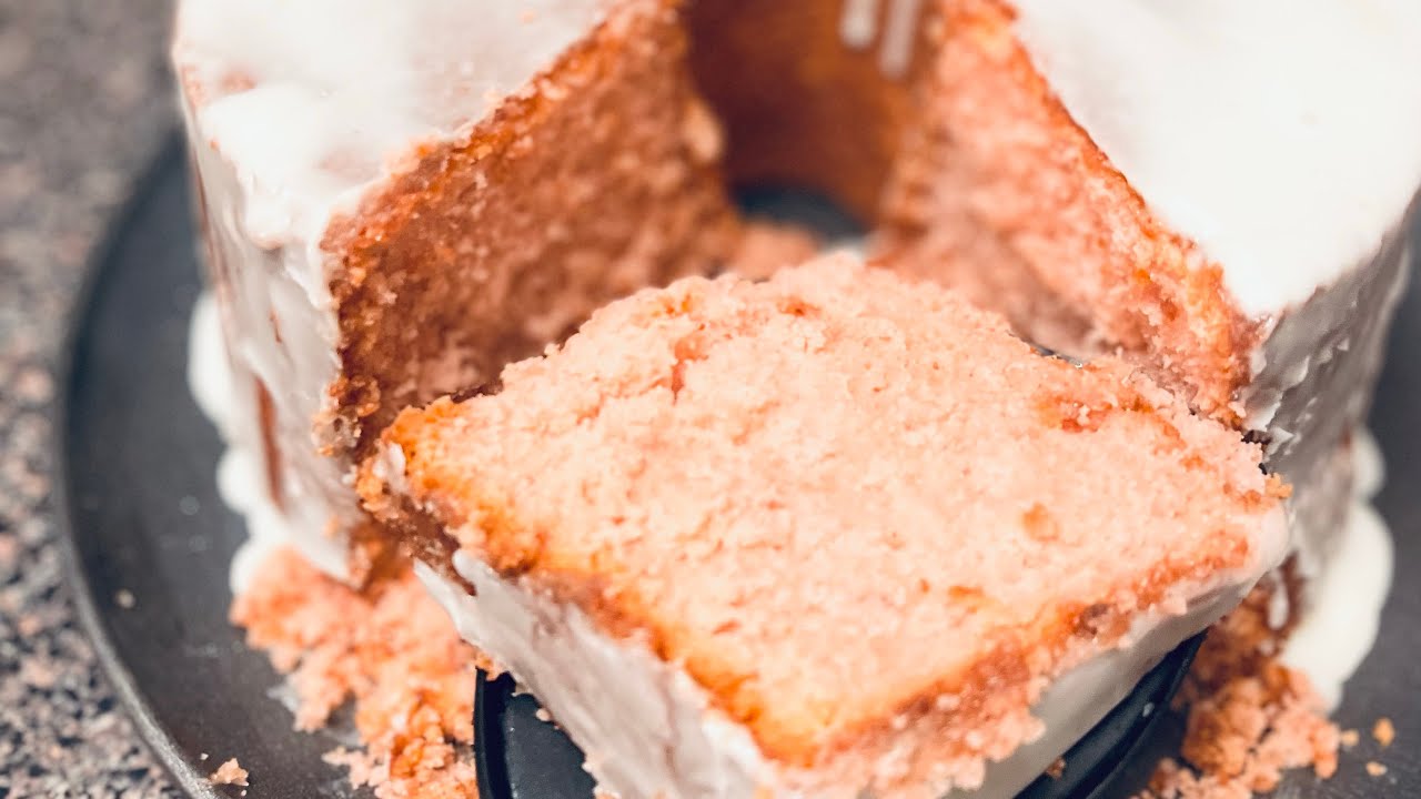 How to make a Strawberry Pound Cake