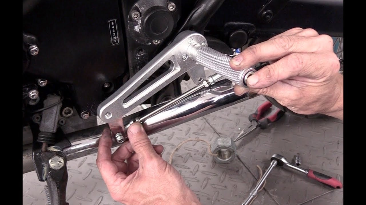Triumph TT Legend, Rear Set Controls !