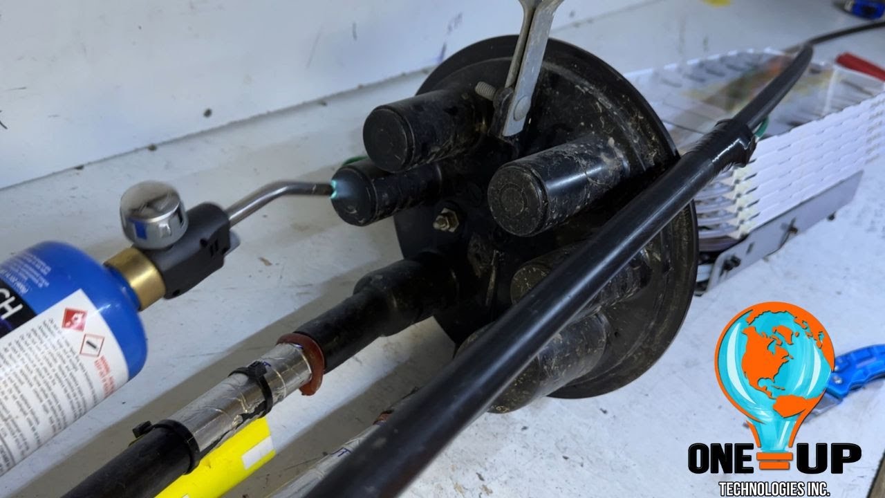 Heat shrink splice closure