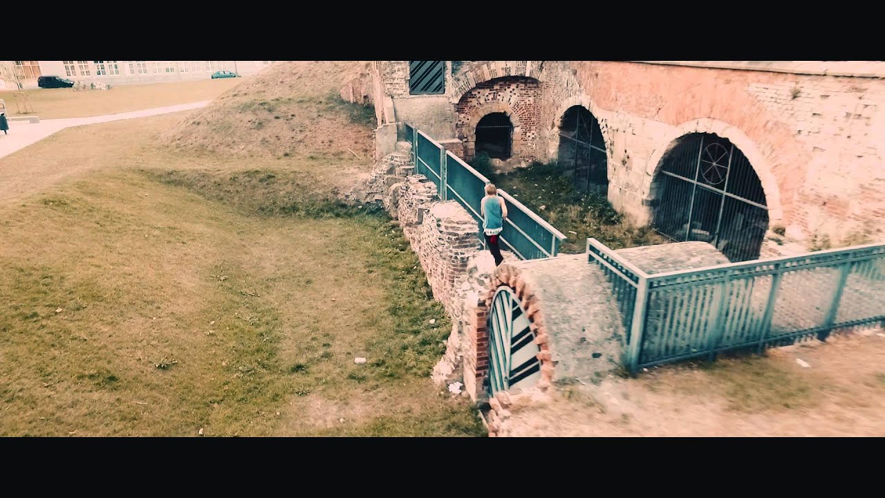 Sick Mode ft. Kamil Tobiasz - Follow your OwN rhythm.