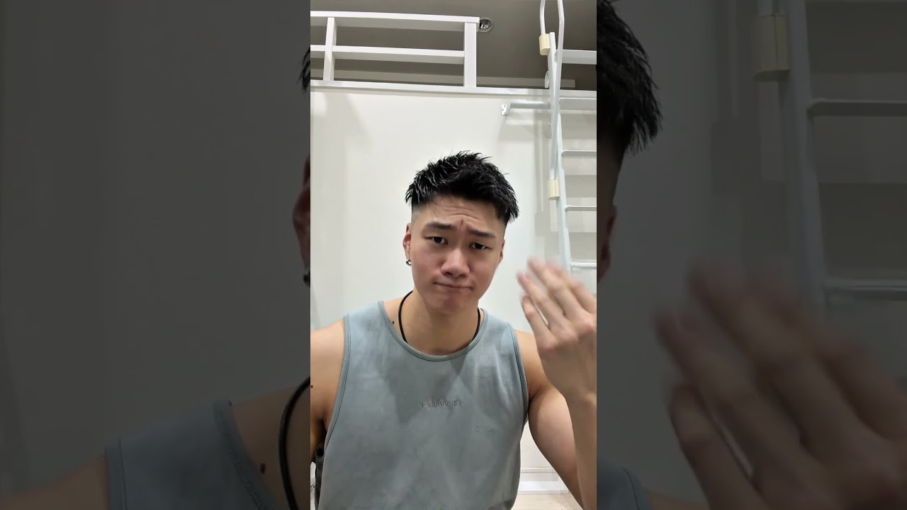 Тренировка, чтобы руки стали сильнее, чем у младенца 💪👶 