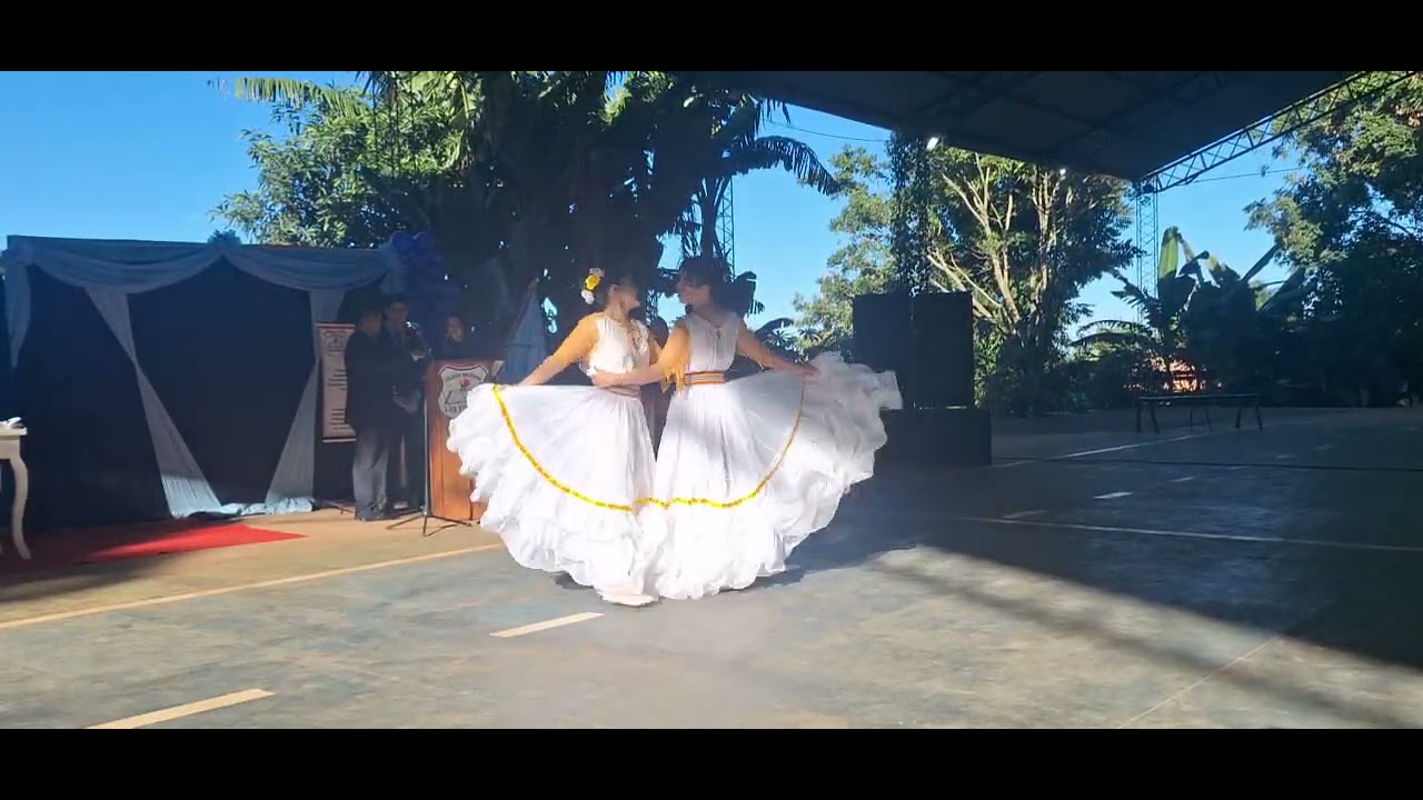 Danza Paraguaya Isla Sakã😍🤍