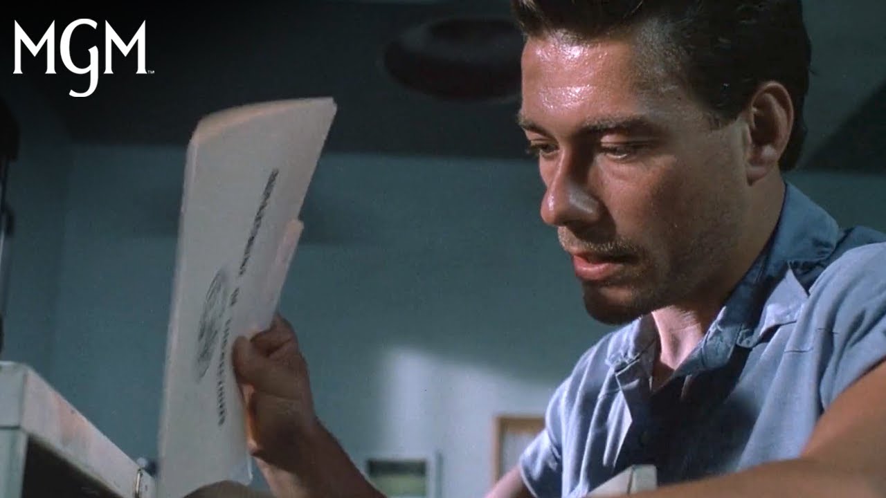 DEATH WARRANT (1990) | The Records Room | MGM