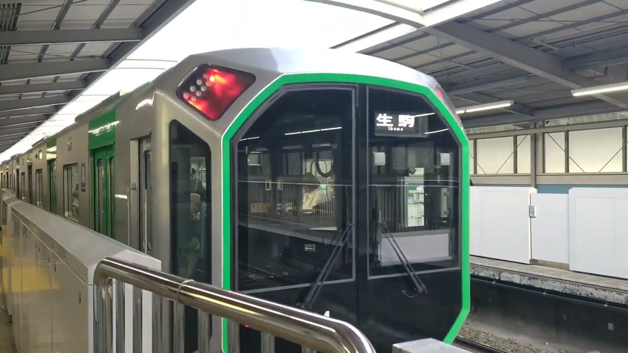 大阪メトロ中央線　生駒行の接近と発車の様子