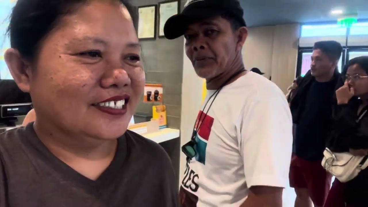 NAGPABILI NG FLOWER SI ETCHING PARA KAY YACHEL AT THANK YOU SA PA MCDO CHING…