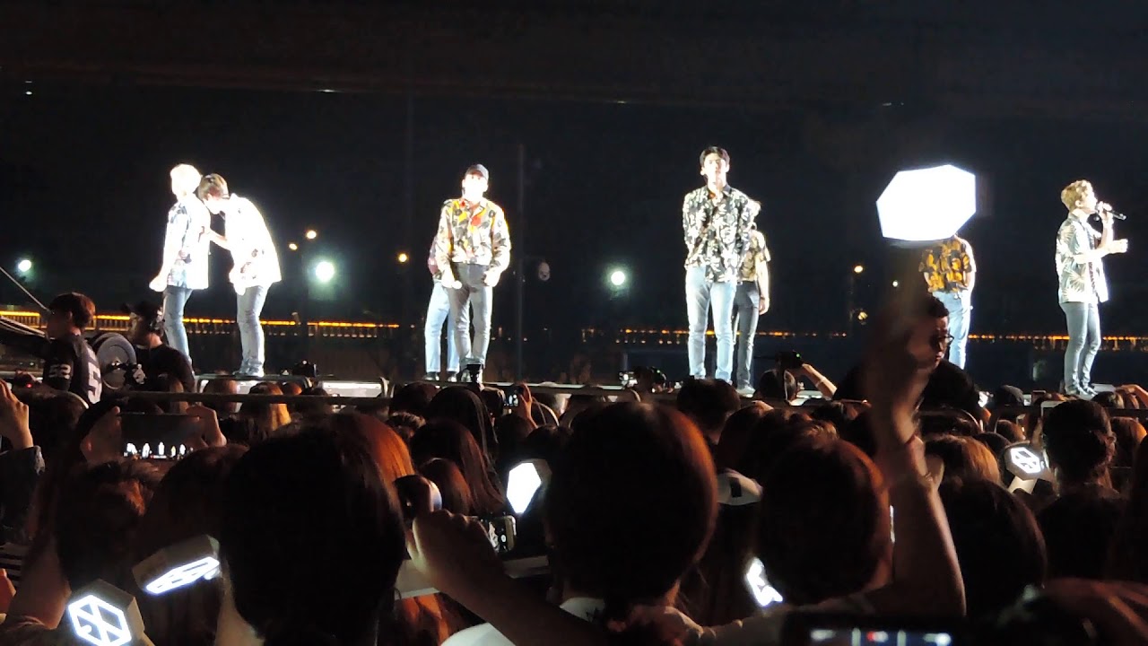[FANCAM 직캠] 180902 EXO 엑소 - Universe + Ment 유니버스 + 멘트 @ Incheon Sky Festival 인천 스카이 페스티벌