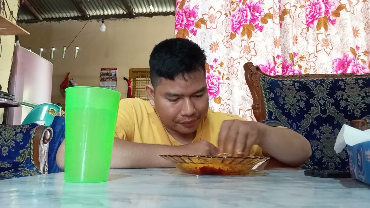 Sarapan telur dadar aja udah enak banget