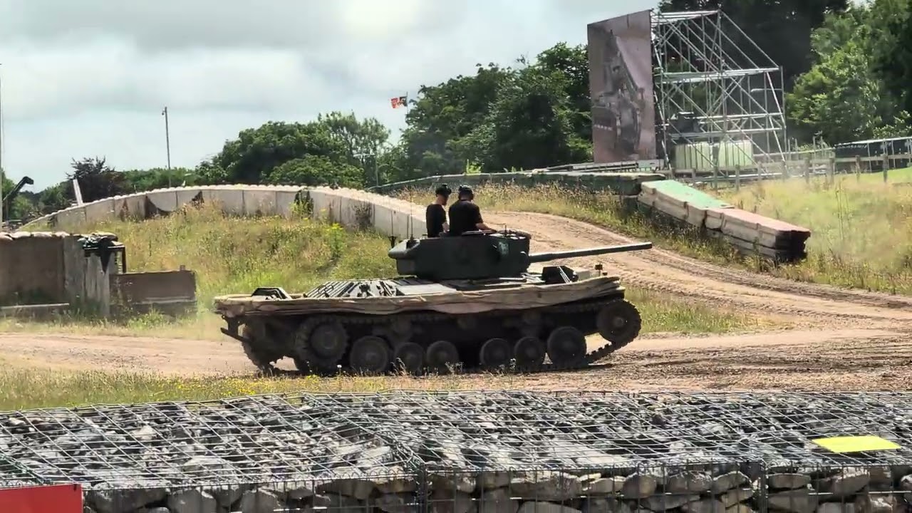 Valentine DD &ndash; Amphibious British Tank in Action | Tankfest 2025