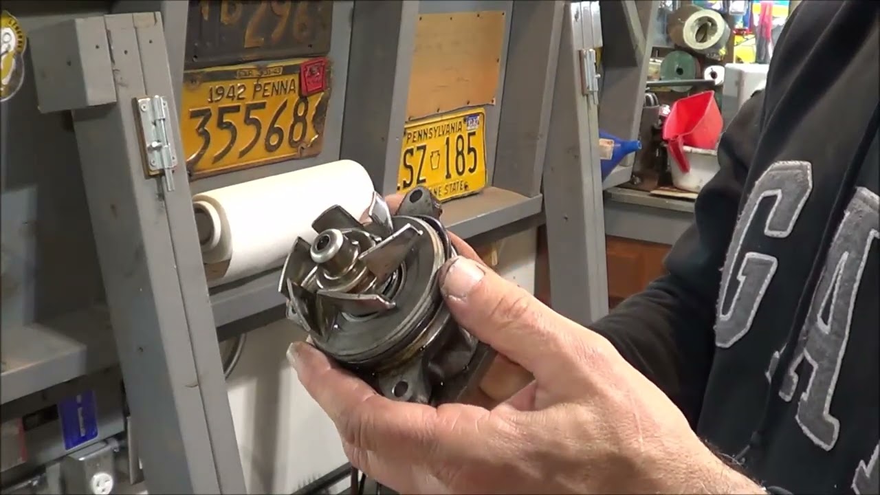 Ford Focus water pump repair - 2012 - 2020