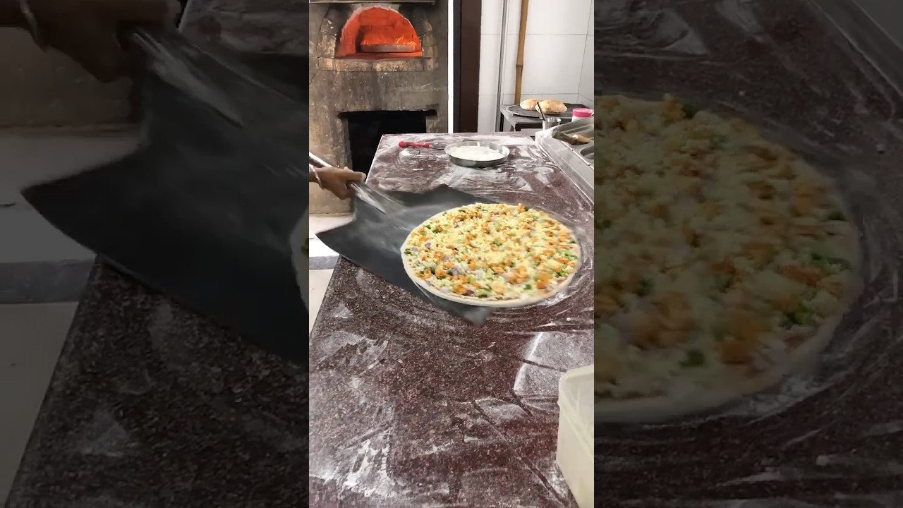 Never before use liquid cheese on large pizza making creamy👀🍕😱 #liquidcheese #creamypizza #shorts