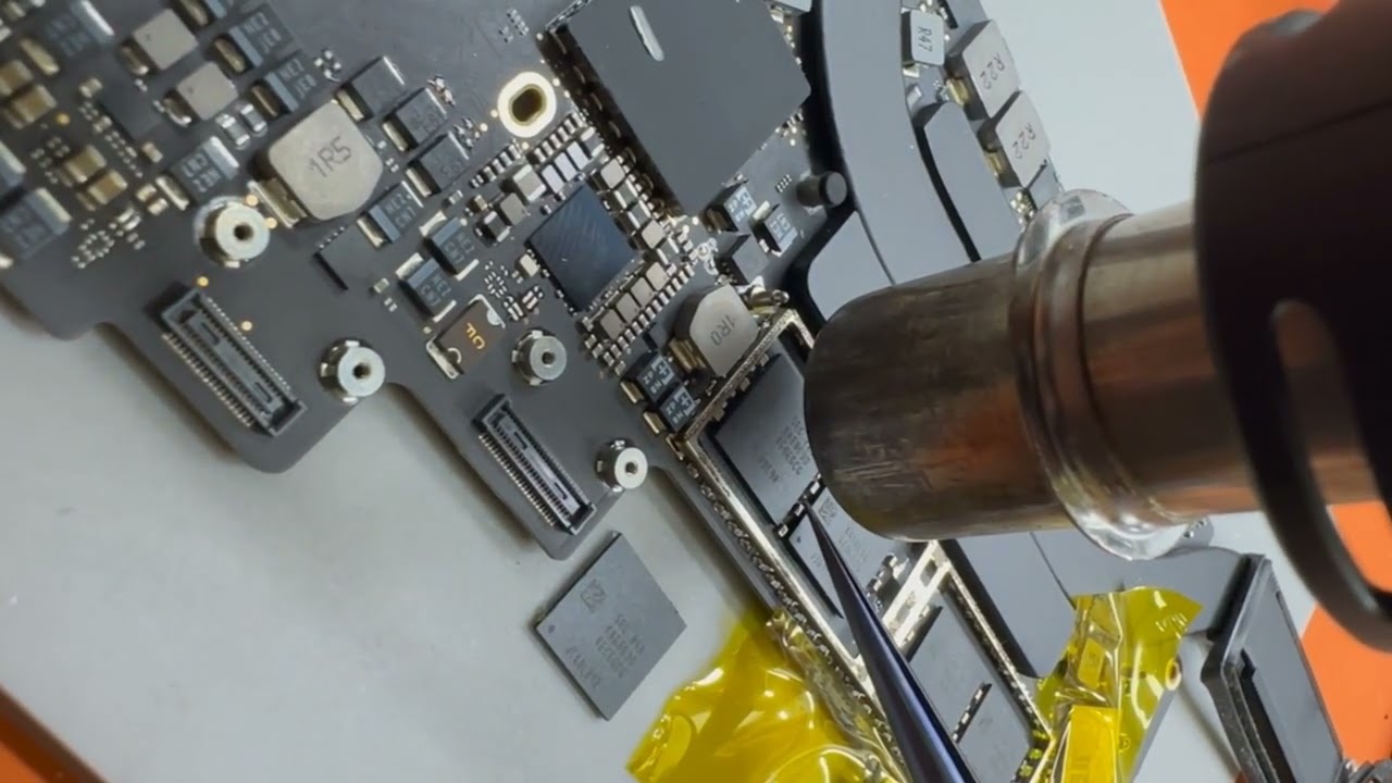 MacBook Pro A1989 RAM Upgrade: 8GB to 16GB Same-Day Repair