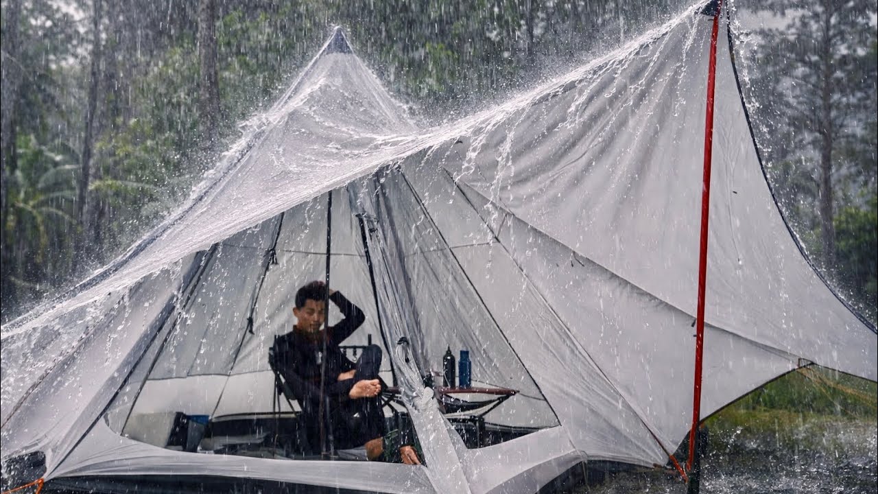 CAMPING IN THE SUPER HEAVY RAIN & THUNDERSTROM‼️RELAXING CAMPING HEAVY RAIN⛈️