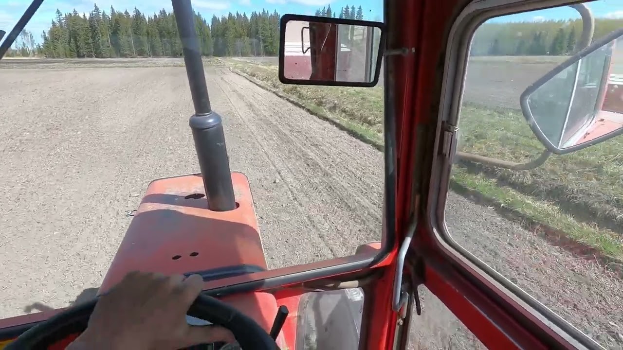 Vehnän kylvöä, Massey ferguson 590 & Tume