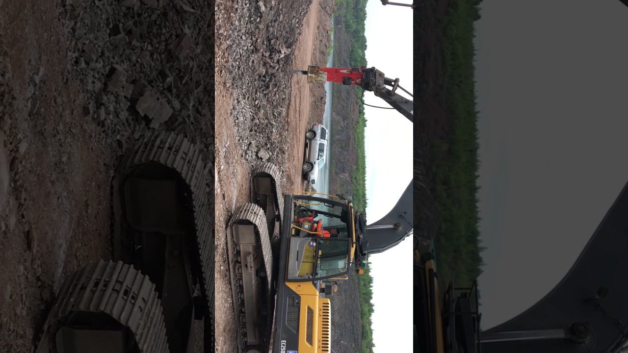 Volvo ec250D using new rammer hammer 3288 breaker