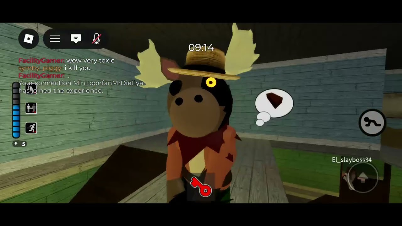 Piggy Gameplay with fans (5).