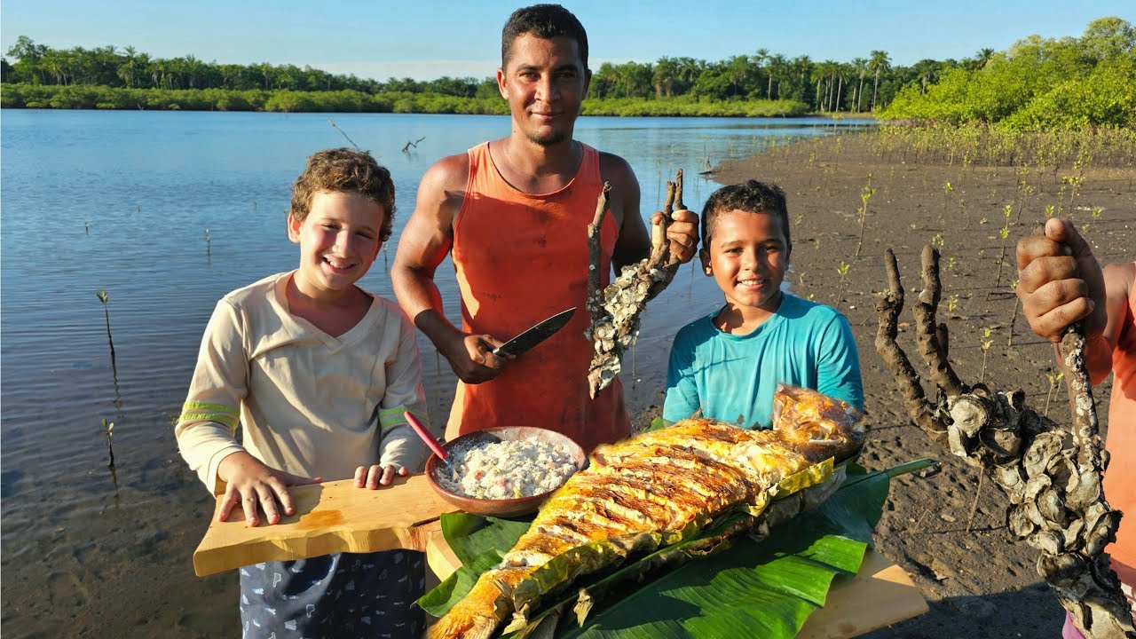 CAPTURAMOS OSTRAS E ASSAMOS UM PEIXE NA FOLHA DA BANANEIRA