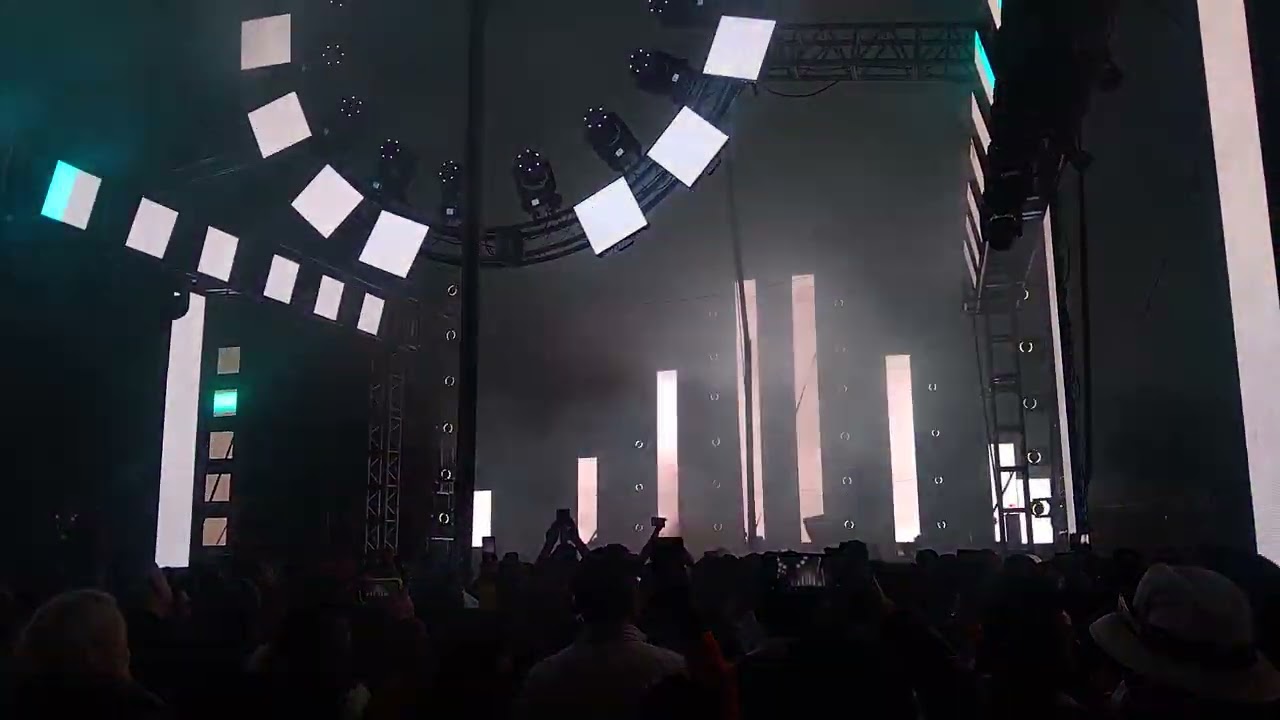 Sonido Rayo con toda su equipo de audio e iluminación en San Mateo Atenco Edo Mex.