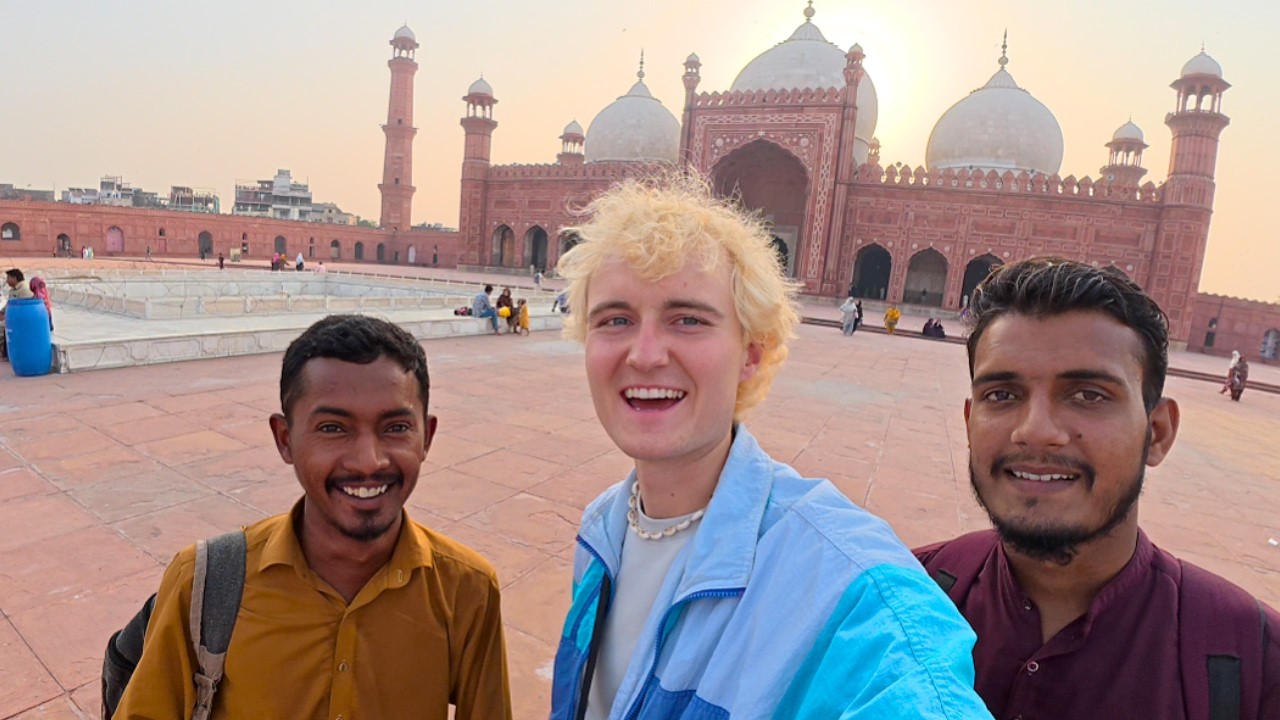 Первый день в Пакистане 🇵🇰 (моя новая любимая страна?!)