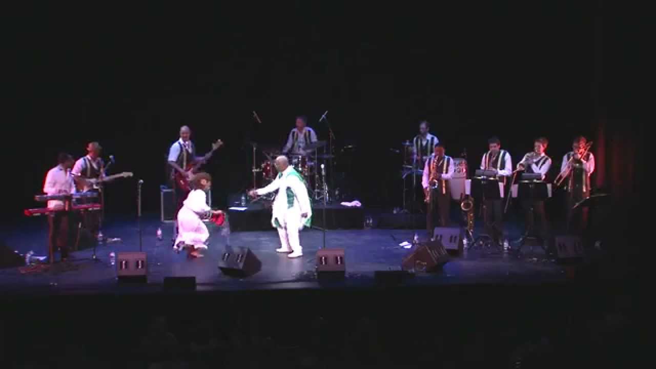 Mahmoud Ahmed & JAzmaris - Dera ( Live ) Arts centre Melbourne