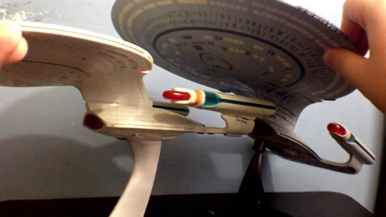 Diamond Select's Star Trek The Next Generation Enterprise D Toy Review
