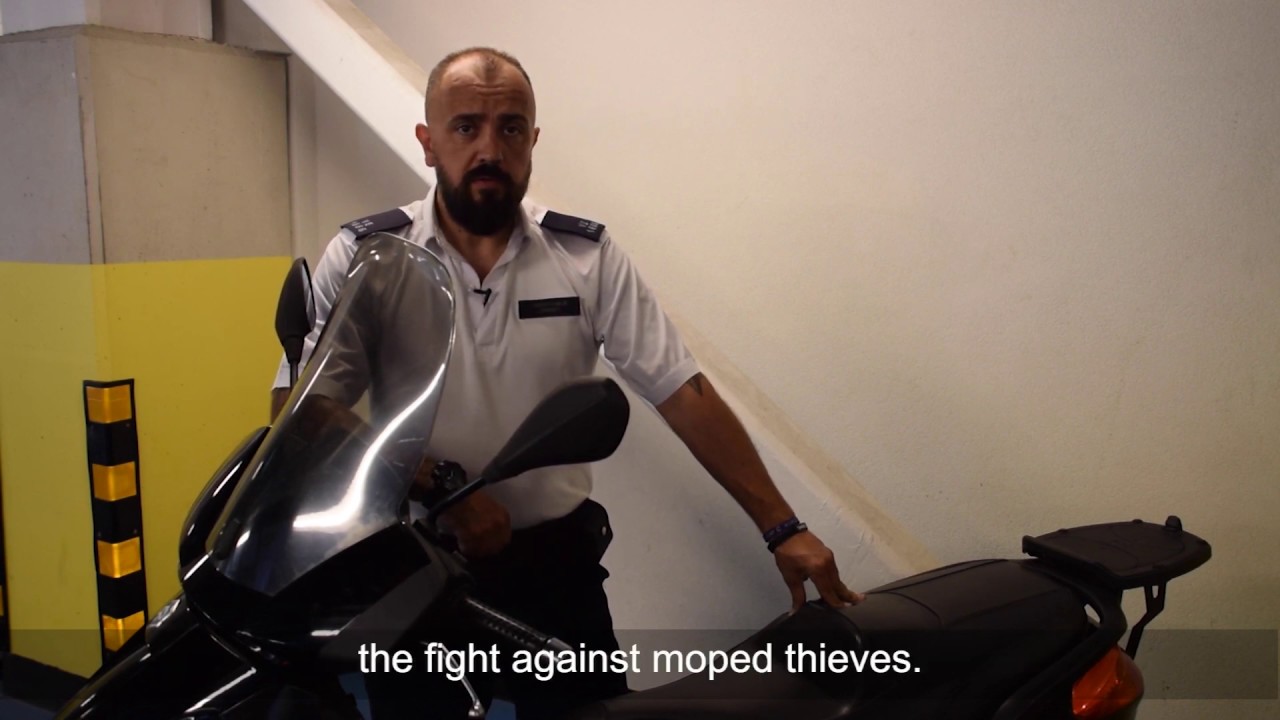 HOW TO: Secure your moped